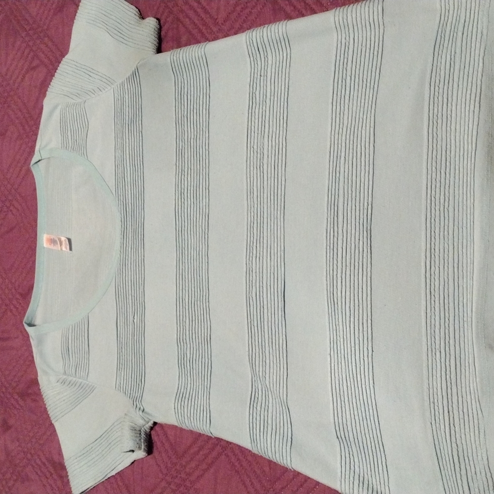 LuLaRoe Tee